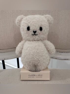 NWT Cuddle + Kind Baby bouclé bear (ivory) Collector Edition